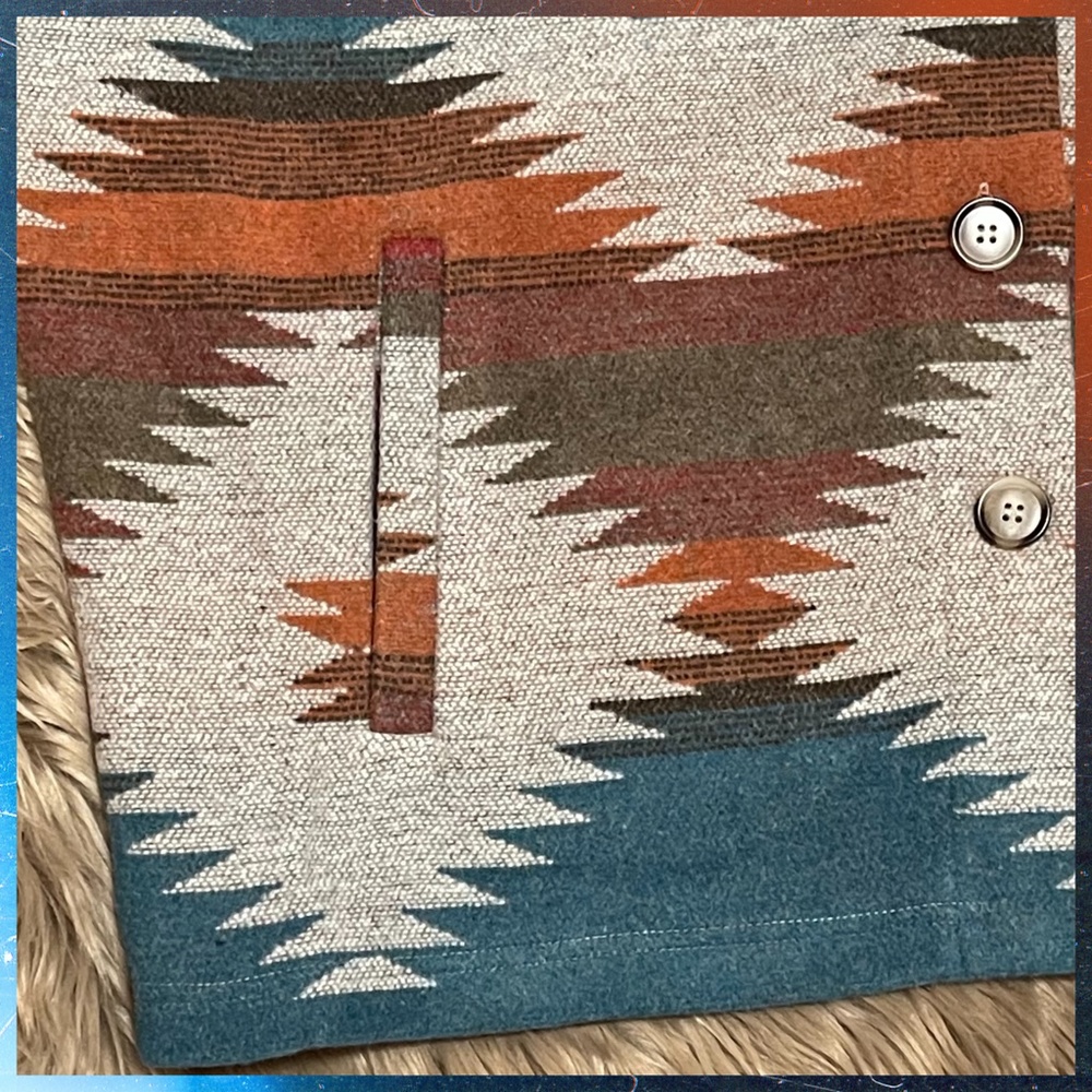 LUX BRAND Aztec Print Button Up Soft & Cozy Jacket W/Stand-Up Collar & Pockets - Picture 15 of 16